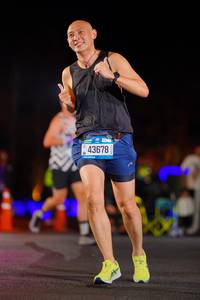 BIB: 43678
                            <button type="button" onclick="openModal(21552059)" class="btn btn-primary btn-sm float-right btn-popup" data-toggle="modal" data-target=".modal-high-quality">
                        <i class="fas fa-shopping-cart"></i> Add to Cart
                    </button>
                                            <button type="button" onclick="isThisMe(21552059, true)" class="btn btn-success btn-sm float-right btn-popup btn-isme hidden" data-toggle="tooltip" data-placement="bottom" title="นี่คือรูปของคุณใช่ไหม คลิกที่นี่เพื่อเอาเข้าอัลบั้ม">
                        <i class="fas fa-plus"></i> Add to album
                    </button>
                    <button type="button" onclick="isThisMe(21552059, false)" class="btn btn-warning btn-sm float-right btn-popup btn-isnotme hidden">
                        <i class="fas fa-ban"></i> Remove from album
                    </button>